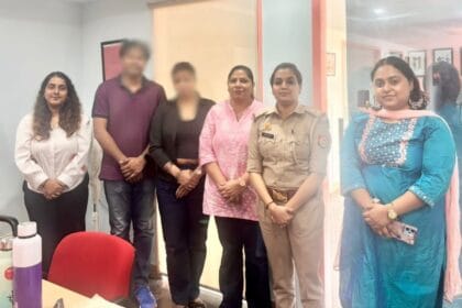 नोएडा पुलिस की अनूठी पहल: काउंसलिंग से बचाया एक और बिखरता परिवार, FDRC बना रिश्तों का सहारा