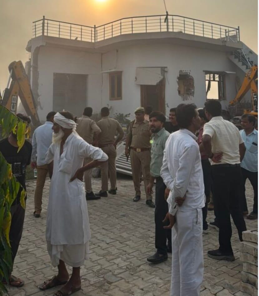 यमुना प्राधिकरण का अब तक का सबसे बड़ा एक्शन: भू-माफियाओं के 2500 करोड़ के साम्राज्य पर चला बुलडोजर, 250 बीघा जमीन मुक्त