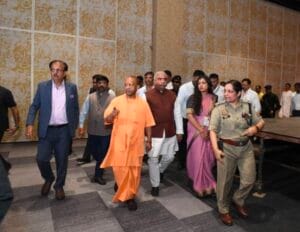  यूपी इंटरनेशनल ट्रेड शो 2025: सीएम योगी ने लिया तैयारियों का जायजा, बोले- "हर जिले की हो भागीदारी , 25 सितंबर को पीएम मोदी करेंगे भव्य उद्घाटन