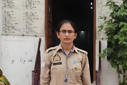 गाजियाबाद में दर्दनाक हादसा: ट्रक ने महिला हेड कांस्टेबल को कुचला, मौके पर ही मौत। 