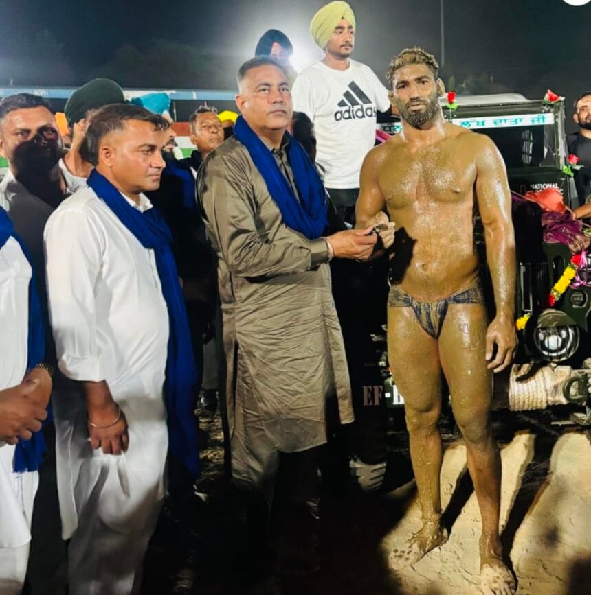 जोंटी भाटी ने पंजाब में जीती जीप, रोमांचक मुकाबले में भूपेंद्र अजनाला को पछाड़ा