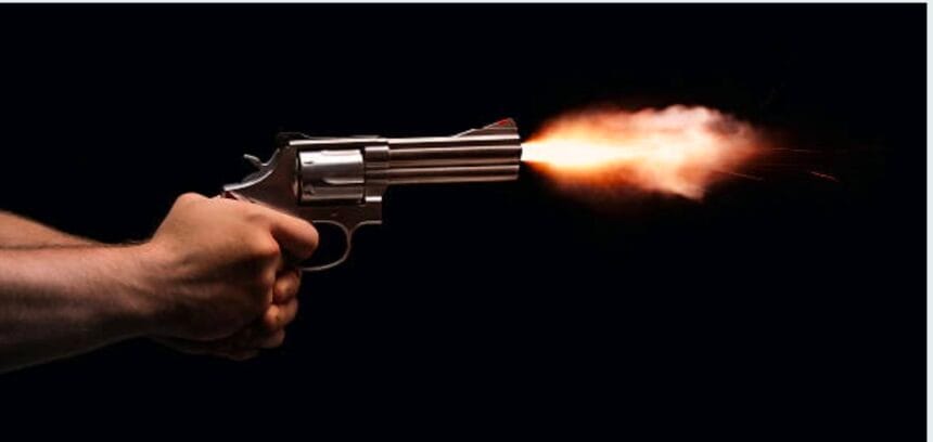 बिसरख में वर्चस्व की जंग: खौफ फैलाने के लिए की अंधाधुंध फायरिंग, फिर पुलिस को सुनाई झूठी कहानी