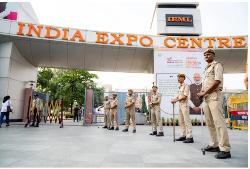 Greater Noida News: खाकी की चौकसी और तकनीक का कमाल: UP पुलिस की स्मार्ट पुलिसिंग से UPITS-2025 बना 'जीरो इंसिडेंट' इवेंट