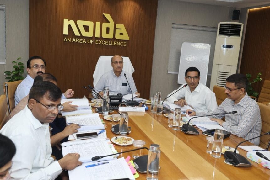 नोएडा प्राधिकरण का 219वीं बोर्ड बैठक बड़ा फैसला: 5,756 फ्लैट खरीदारों की रजिस्ट्री का रास्ता साफ, डिफॉल्टर बिल्डरों पर होगी सख्त कार्रवाई,विकास कार्यों को मिली हरी झंडी