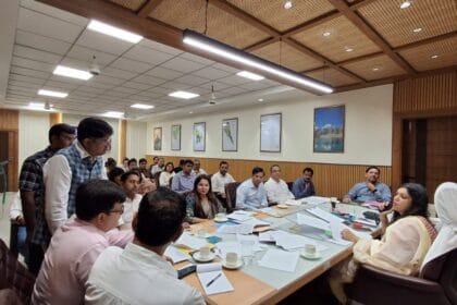 गौतम बुद्ध नगर: IGRS पोर्टल पर लापरवाही, डिफॉल्टर विभागों पर डीएम की बड़ी कार्रवाई, असंतुष्ट फीडबैक पर वेतन रोकने के आदेश