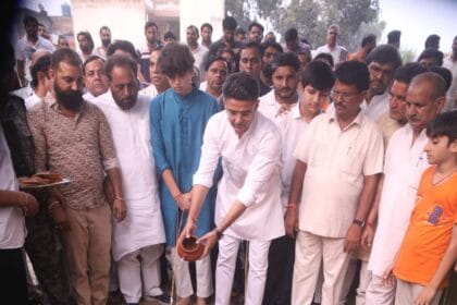 सचिन पायलट ने पैतृक गांव वैदपुरा में की गोवर्धन पूजा, पिता राजेश पायलट की समाधि पर अर्पित किए श्रद्धासुमन