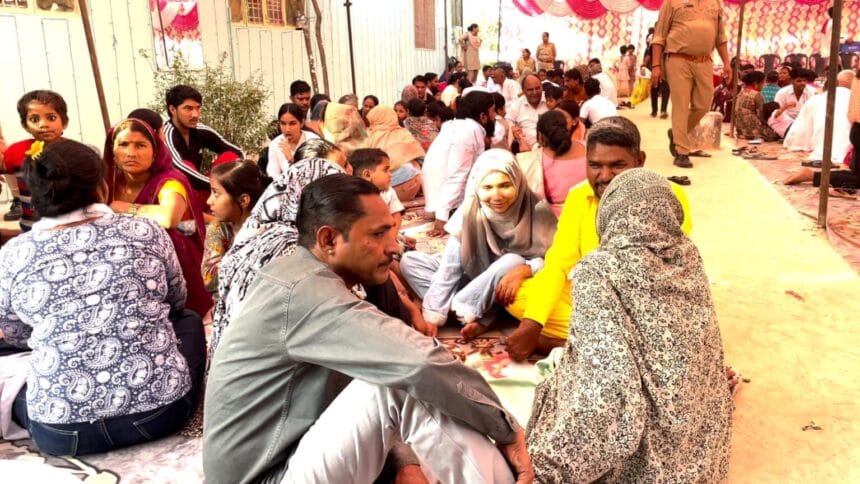 गौतमबुद्धनगर जिला कारागार में भाईदूज: 3000 से ज्यादा बहनों ने भाइयों को लगाया तिलक, नम आंखों से मांगी सलामती की दुआ