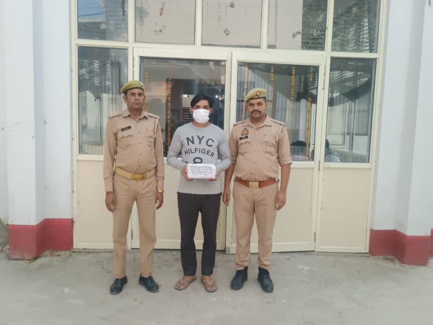 दनकौर: मामूली कहासुनी में भतीजे ने ईंट मारकर की थी चाचा की हत्या, 5 दिन बाद पुलिस ने किया गिरफ्तार, आला-ए-कत्ल बरामद