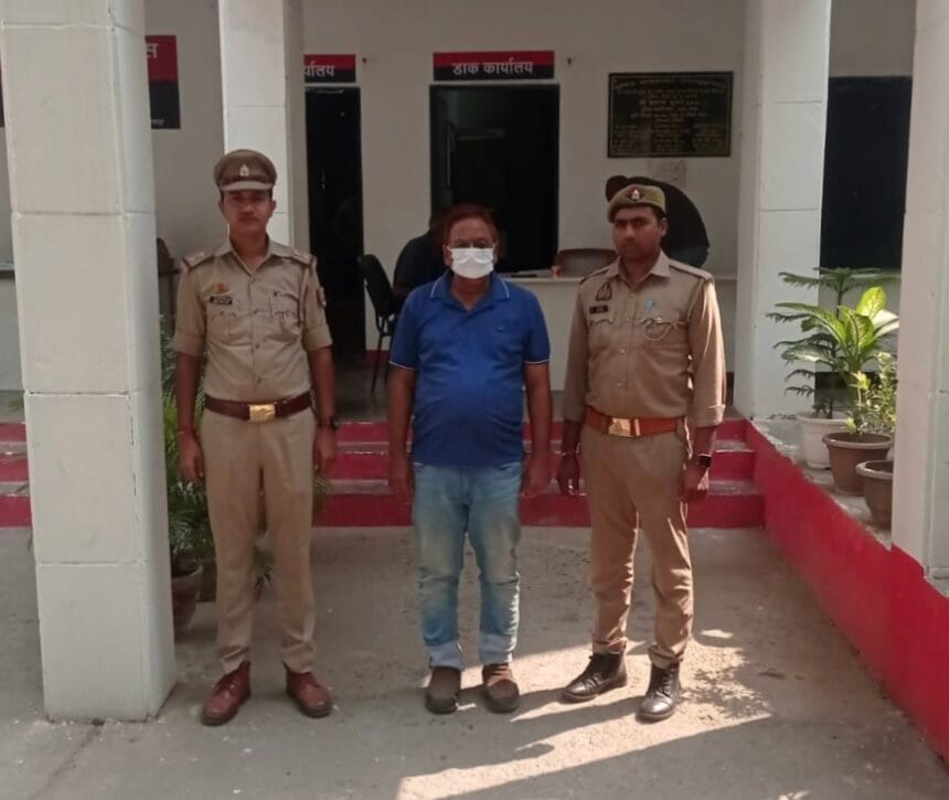 ग्रेटर नोएडा: मस्जिद के चंदे में 12.38 लाख की धोखाधड़ी, दिल्ली निवासी वांछित अभियुक्त गिरफ्तार