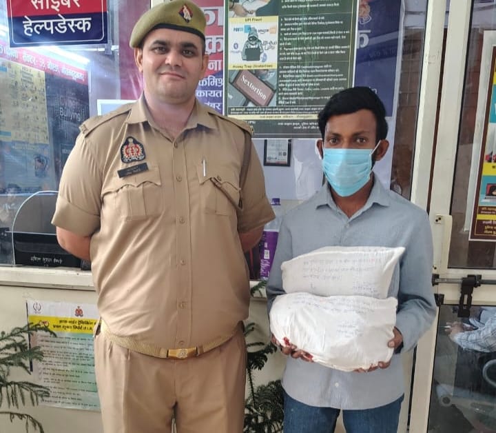 अमीर बनने का 'शॉर्टकट': ड्रग्स बेचकर शेयर मार्केट में लगाता था पैसा, 1.5 करोड़ की 3 किलो चरस के साथ तस्कर गिरफ्तार