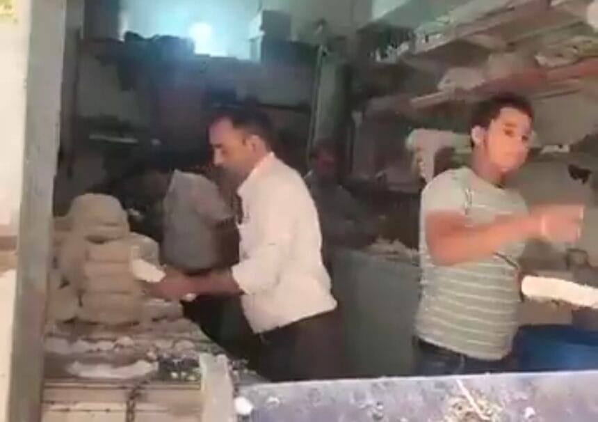 नोएडा में दिवाली से पहले बड़ी कार्रवाई, 550 किलो नकली पनीर जब्त कर नष्ट किया गया