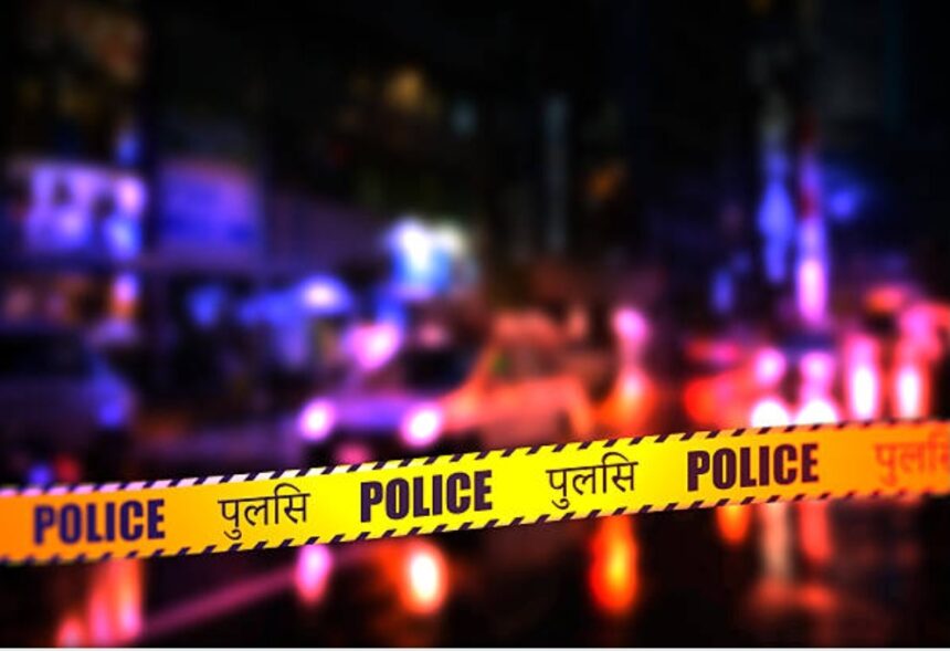 ग्रेटर नोएडा : दीपावली पर पटाखों का शोर बना मौत का कारण, भतीजे ने रिटायर्ड फौजी चाचा की ईंटों से कूचकर निर्मम हत्या की