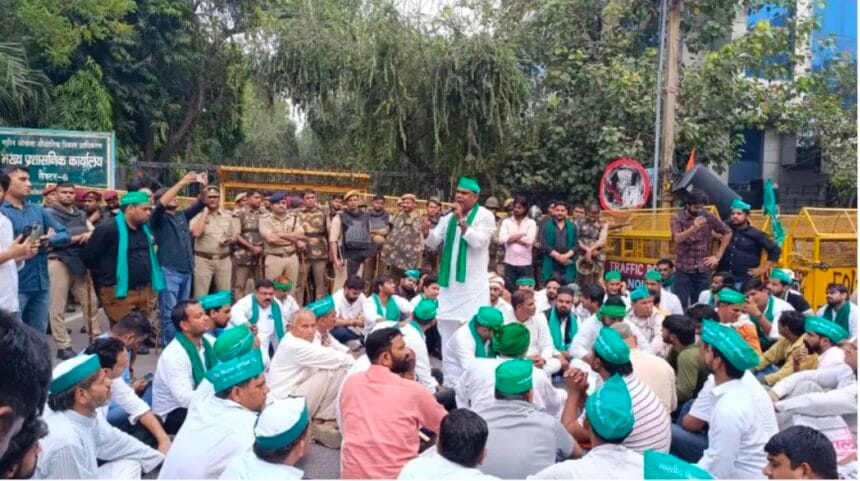 नोएडा प्राधिकरण पर 81 गांवों के किसानों का हल्ला बोल, भाकियू मंच ने शुरू किया अनिश्चितकालीन धरना