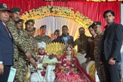 Greater Noida News : शहादत को सलाम! 50 जवानों ने किया शहीद की बेटी का 'सैन्य कन्यादान', ग्रेटर नोएडा के डाबरा गांव में भावुक दृश्य