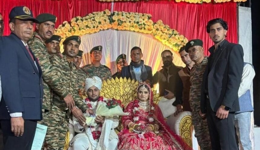 Greater Noida News : शहादत को सलाम! 50 जवानों ने किया शहीद की बेटी का 'सैन्य कन्यादान', ग्रेटर नोएडा के डाबरा गांव में भावुक दृश्य