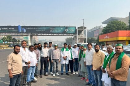 जेवर: फलेदा कट पर किसानों का धरना 2 महीने से जारी, महापंचायत में BKU (भानु) समेत 21 संगठनों ने दिया समर्थन