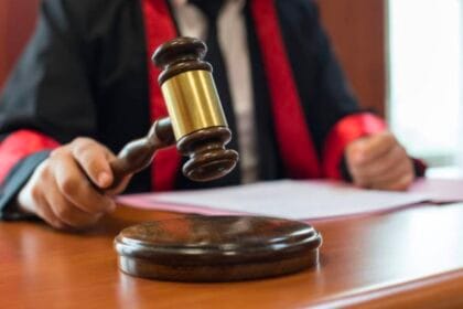 31 साल पुराने मनीऑर्डर गबन मामले में उप डाकपाल को 3 साल की सज़ा: कोर्ट ने कहा- सरकारी सेवक से सर्वोच्च ईमानदारी की अपेक्षा