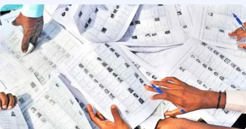 ग्रेटर नोएडा मतदाता सूची में लापरवाही: SDM की बड़ी कार्रवाई, 14 BLO का 4 दिन का वेतन कटा, FIR की चेतावनी