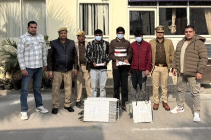 ग्रेटर नोएडा: मोबाइल नेटवर्क उड़ाने वाले 'हाईटेक' चोर गिरफ्तार, दादरी पुलिस ने टॉवर से RRU चोरी करने वाले गैंग को दबोचा