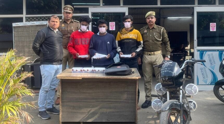 Noida News: नोएडा सेक्टर-113 पुलिस को बड़ी सफलता, लूट की घटना का खुलासा कर 3 शातिर लुटेरे गिरफ्तार