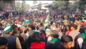  Greater Noida News: 15 जनवरी तक समाधान नहीं तो लखनऊ कूच करेंगे किसान: यमुना एक्सप्रेसवे महापंचायत में राकेश टिकैत की चेतावनी