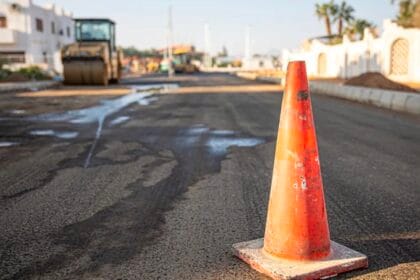 नोएडा-ग्रेटर नोएडा कनेक्टिविटी: हिंडन पुल पर अगले महीने से बिछने लगेगी सड़क, 30 करोड़ से गांवों और सेक्टरों का भी बदलेगा स्वरूप