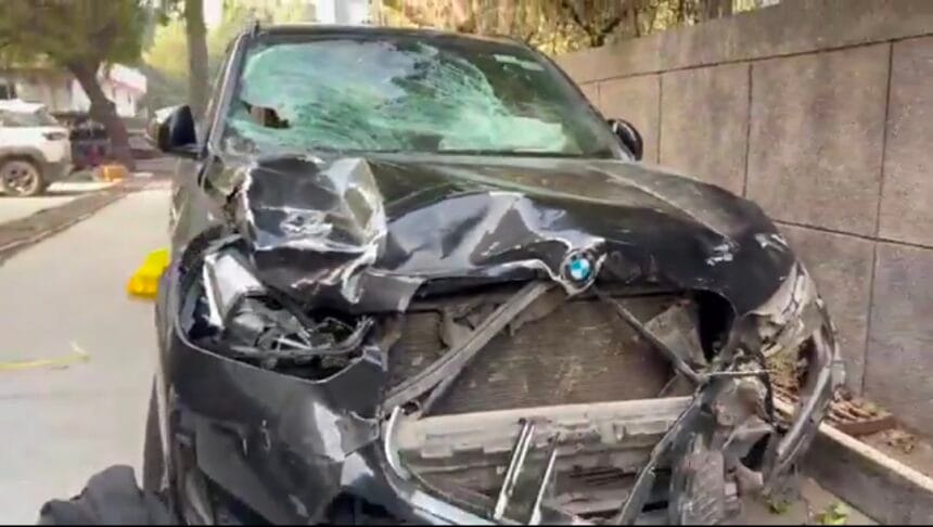 Noida Road Accident: नोएडा में रईसजादे की BMW ने साइकिल सवार को कुचला, टक्कर इतनी भीषण कि साइकिल के हुए दो टुकड़े; मासूमों के सिर से उठा पिता का साया