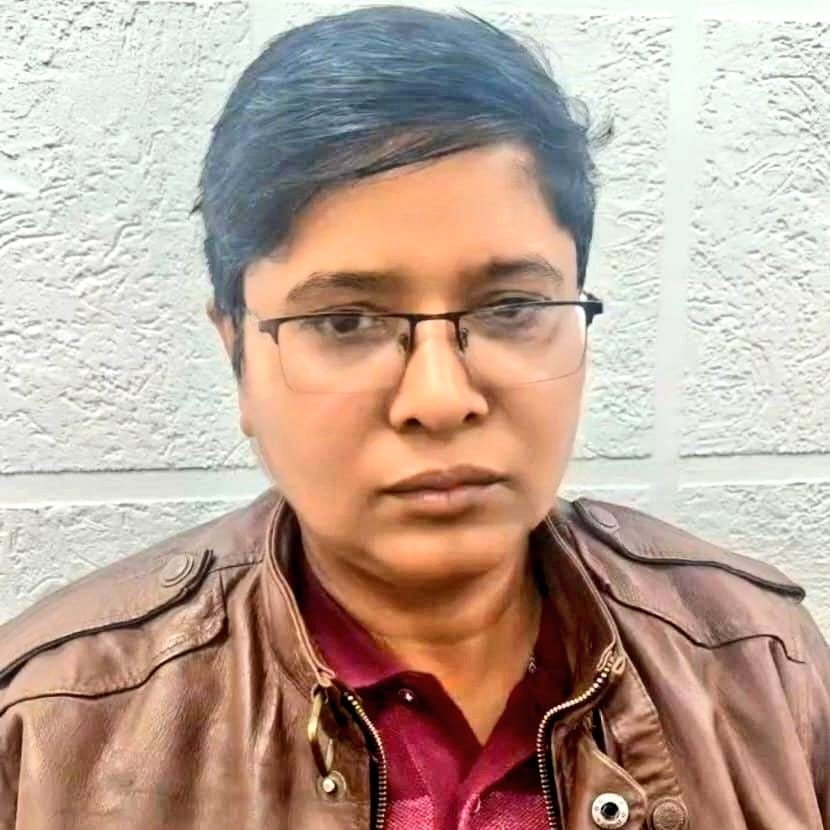 गाजियाबाद: एनकाउंटर से चर्चा में आई 'लेडी सिंघम' दरोगा अब रिश्वत लेते गिरफ्तार, एंटी करप्शन टीम का बड़ा एक्शन