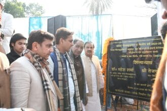 दादरी: बादलपुर नहर पटरी सड़क चौड़ीकरण का शिलान्यास, ₹10.89 करोड़ से बदलेगी क्षेत्र की सूरत,सांसद व विधायक ने दी सौगात