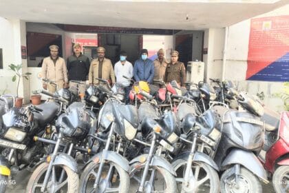 Noida Crime: नोएडा पुलिस ने दबोचे 100 से अधिक बाइक चोरी करने वाले 2 शातिर चोर; 15 वाहन बरामद, सुल्तानपुर और राजस्थान से जुड़े हैं तार