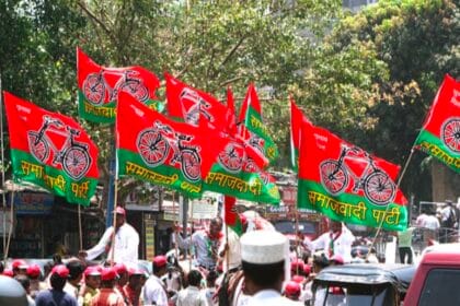 सपा में बड़ा फेरबदल! गौतमबुद्ध नगर में बदले जाएंगे जिला अध्यक्ष? अखिलेश की रेस में ये 2 नाम सबसे आगे।