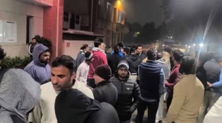 Greater Noida: दादरी के रामपुर फतेहपुर गांव में बारात के दौरान बवाल: मिलाई की रस्म में मारपीट, 6 लोग पहुंचे अस्पताल