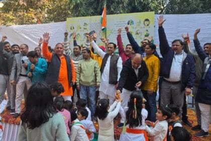 नोएडा सेक्टर-71: RWA उद्योग विहार (साईं अपार्टमेंट) में 77वां गणतंत्र दिवस हर्षोल्लास के साथ मनाया गया