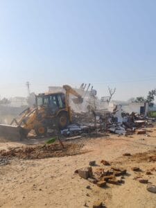 ग्रेटर नोएडा: बिलासपुर में प्राधिकरण का बुलडोजर: 37.5 करोड़ की 18770 वर्ग मीटर सरकारी जमीन कराई गई मुक्त