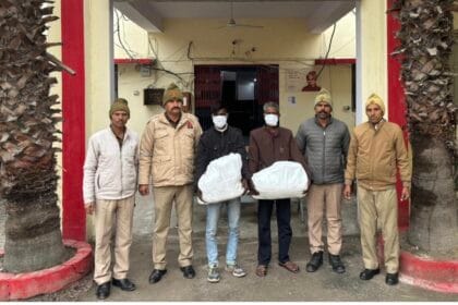 नोएडा: दादरी पुलिस और नारकोटिक्स सेल का बड़ा एक्शन, 2 गांजा तस्कर गिरफ्तार; करीब 20 किलो नशीला पदार्थ बरामद