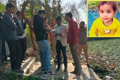 ग्रेटर नोएडा: दलेलगढ़ गांव में भंडारे के दौरान 4 वर्षीय बच्चे की तालाब में गिरने से मौत , प्राधिकरण में शिकायत देने के बाद भी कार्रवाई नहीं करने के आरोप ?