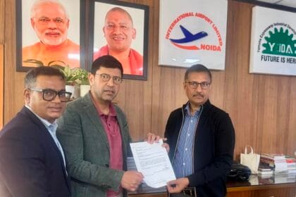 यमुना सिटी में Sabs Exports का बड़ा धमाका: 60 करोड़ का निवेश और सैकड़ों को मिलेगा रोजगार, YEIDA ने सौंपा LOI