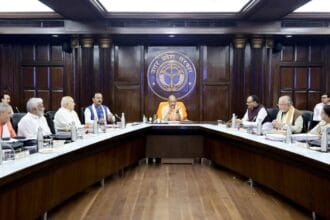 यूपी कैबिनेट के 35 प्रस्तावों पर मुहर : गेहूं MSP में ₹160 की बढ़ोतरी, लखनऊ में बनेगा ₹1435 करोड़ का इंटरनेशनल एक्जीबिशन सेंटर