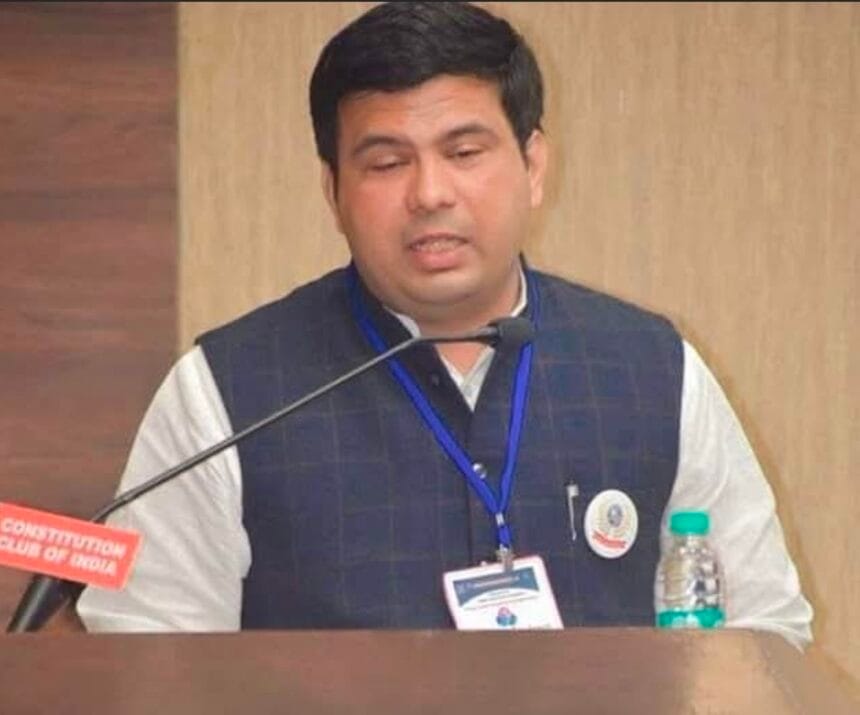 नोएडा में 118 करोड़ की 'सफेद हाथी' बनी बस डिपो: RTI में खुलासा, जनता की गाढ़ी कमाई धूल फांक रही