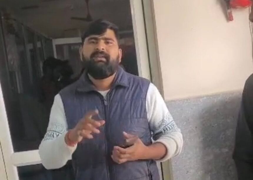 Greater Noida: किराये के विवाद में 'अग्नितांडव': ग्रेटर नोएडा में दबंग किरायेदार ने मालिक की दुकानों और घर को फूंका, पुलिस ने भेजा जेल