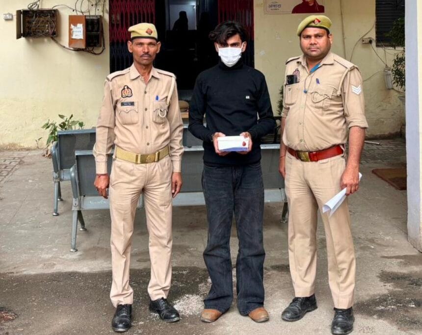 दादरी पुलिस का 'डिजिटल' वार: सर्विलांस की मदद से पकड़ा गया शातिर मोबाइल चोर, चोरी का सैमसंग फोन बरामद