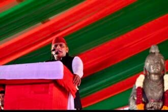 मिशन 2027: दादरी से अखिलेश यादव ने फूंका चुनावी बिगुल; 'गुर्जर कार्ड' और PDA के सहारे पश्चिमी यूपी साधने की बड़ी कवायद