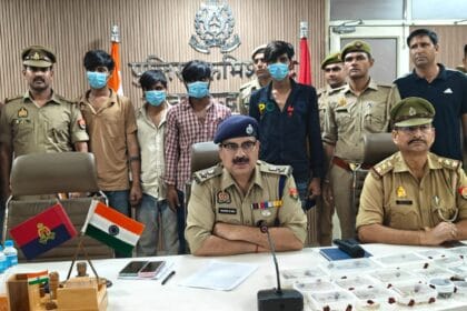 ग्रेटर नोएडा में बंद मकानों को निशाना बनाने वाले अंतर्राज्यीय चोर गिरोह का पर्दाफाश; ₹50 लाख के जेवरात व ऑटो सहित 4 शातिर गिरफ्तार