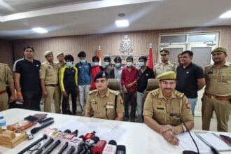 ग्रेटर नोएडा में सूरजपुर पुलिस का बड़ा एक्शन: रिश्तेदारी में सोने की चेन उड़ाने वाले और फैक्ट्रियों-दुकानों से कॉपर चुराने वाले 7 शातिर दबोचे