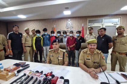 ग्रेटर नोएडा में सूरजपुर पुलिस का बड़ा एक्शन: रिश्तेदारी में सोने की चेन उड़ाने वाले और फैक्ट्रियों-दुकानों से कॉपर चुराने वाले 7 शातिर दबोचे