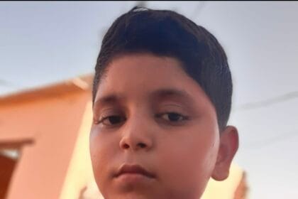 जेवर में सनसनी: 3 दिन से लापता 15 वर्षीय छात्र की नृशंस हत्या, रोही गांव के खाली मकान में मिला शव; निजी अंग काटे