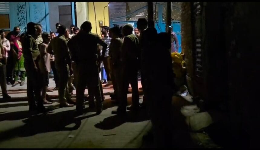 ग्रेटर नोएडा में सनसनी: तुगलपुर गांव में किन्नर 'चांदनी' का लहूलुहान शव मिलने से हड़कंप; सिर पर चोट के निशान, हत्या की आशंका