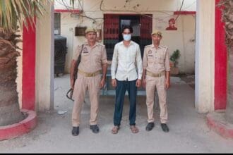 ग्रेटर नोएडा में खौफनाक वारदात: शराबी पति ने खाना न देने पर पत्नी की दुपट्टे से गला घोंटकर की हत्या, दादरी पुलिस ने आरोपी को दबोचा
