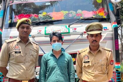 पेरीफेरल एक्सप्रेस-वे पर रोड़ा-पत्थर गिराकर जाम लगाने वाला डंपर चालक गिरफ्तार: दादरी पुलिस ने अरबाज को दबोचा, हाईवे पर दर्जनों गाड़ियों के टायर हुए थे पंक्चर