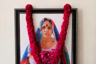 रूढ़िवादिता पर चोट, शिक्षा को वोट: नोएडा के गुर्जर बैसोया परिवार ने 'मृत्यु भोज' त्याग कर पेश की मिसाल; समाजहित में खर्च होंगे पैसे